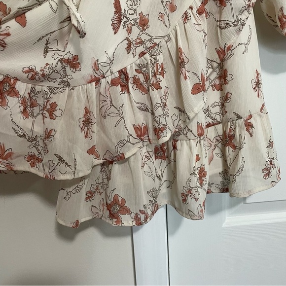 Jacquie The Label Long Sleeve Sheer Wrap Dress Cream Floral Size Small - Picture 8 of 10